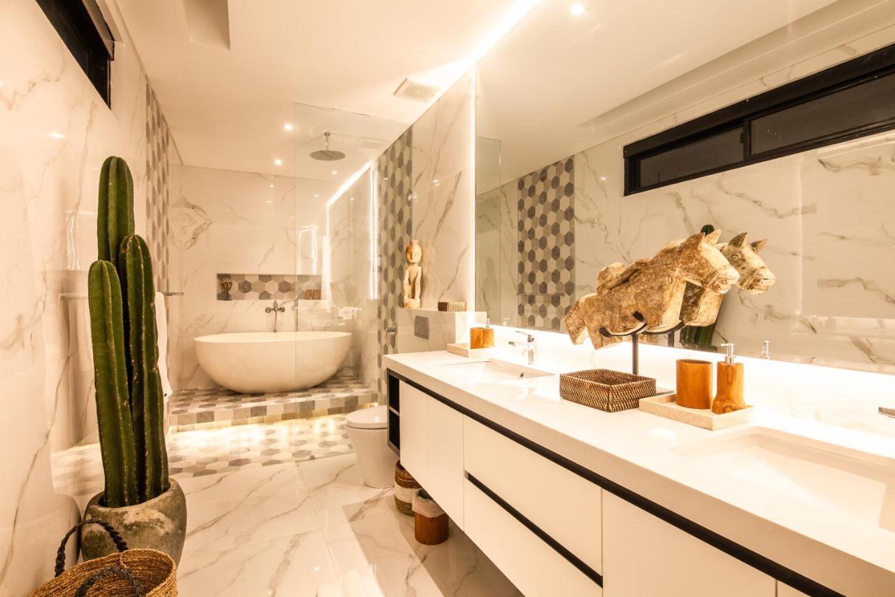 Luxury Villa Devina I Seminyak I Yoga & Gym Bagian luar foto