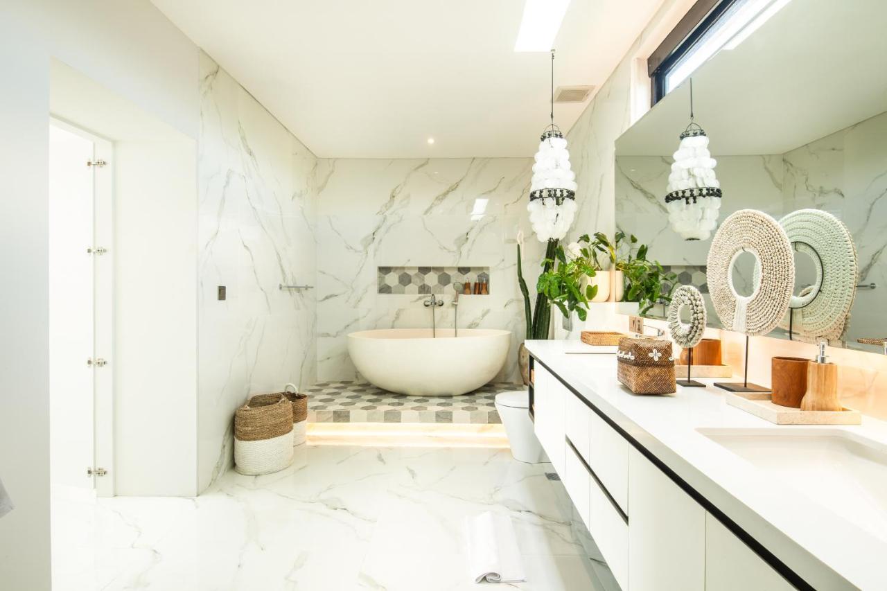 Luxury Villa Devina I Seminyak I Yoga & Gym Bagian luar foto