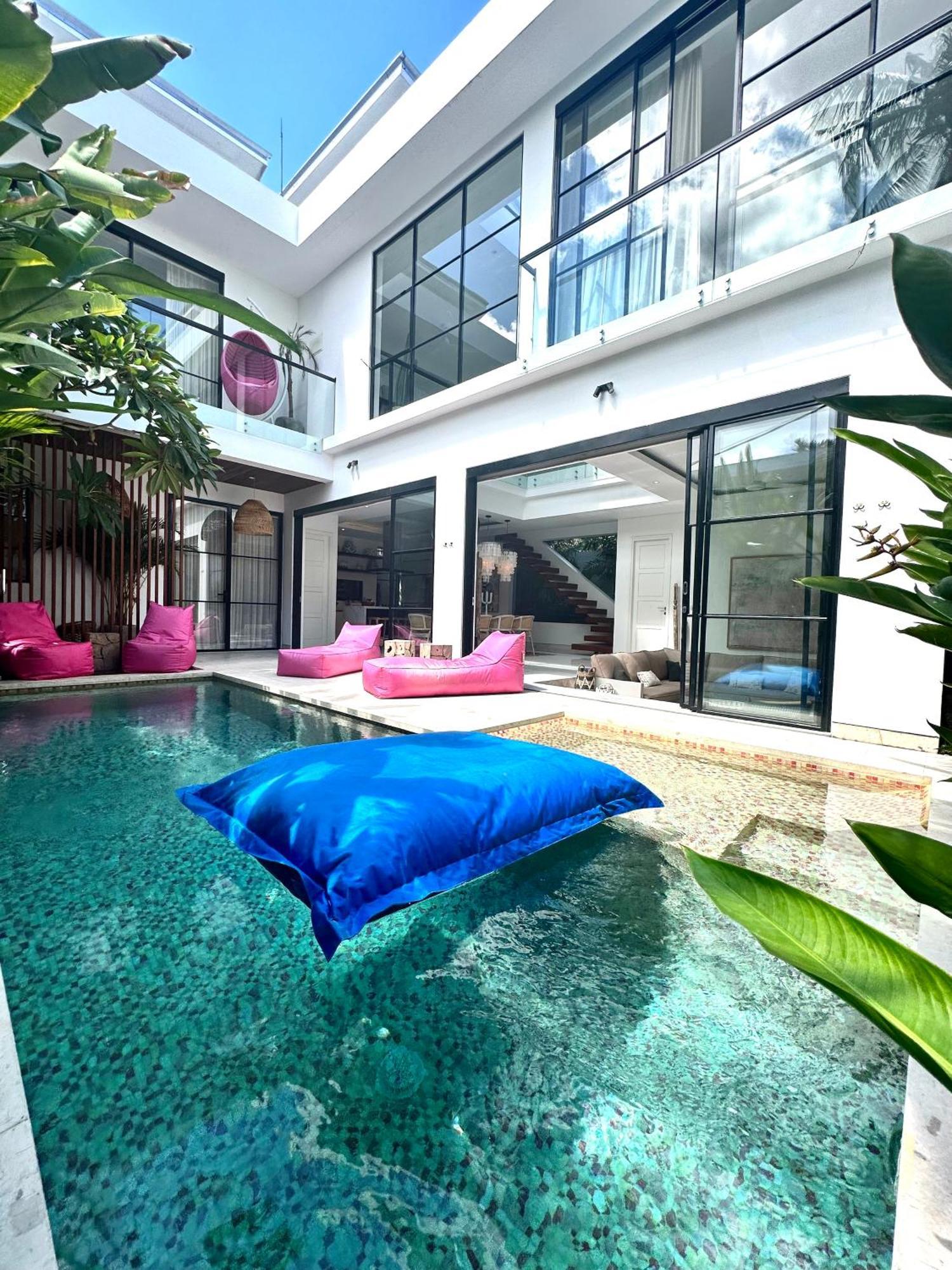 Luxury Villa Devina I Seminyak I Yoga & Gym Bagian luar foto